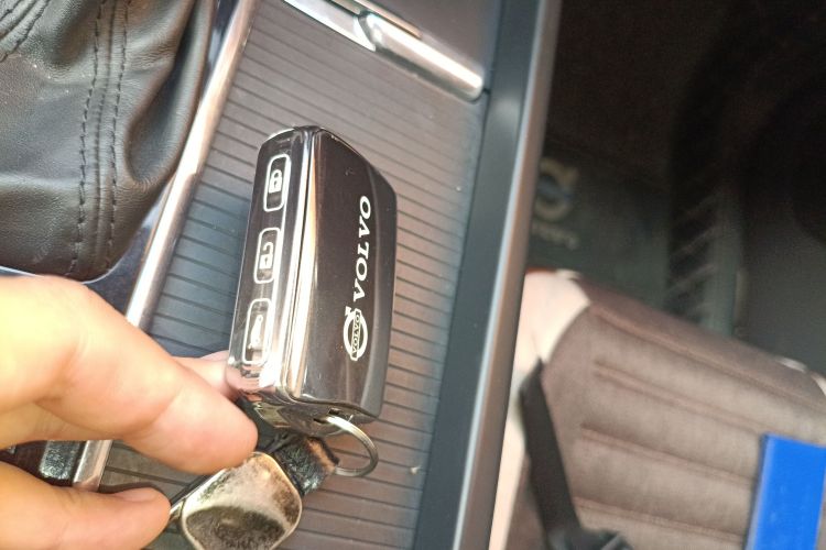 沃尔沃XC60 2020款 T5 四驱智逸豪华版中控内饰11