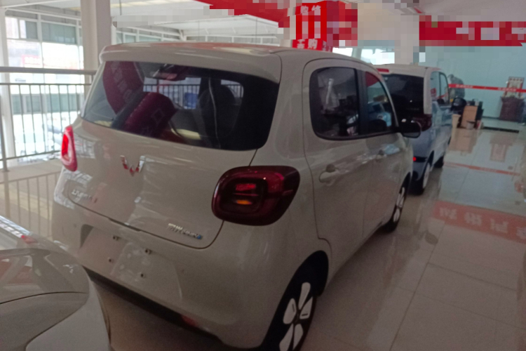 五菱汽车 宏光MINIEV 2025款 四门版 进阶款车身外观7