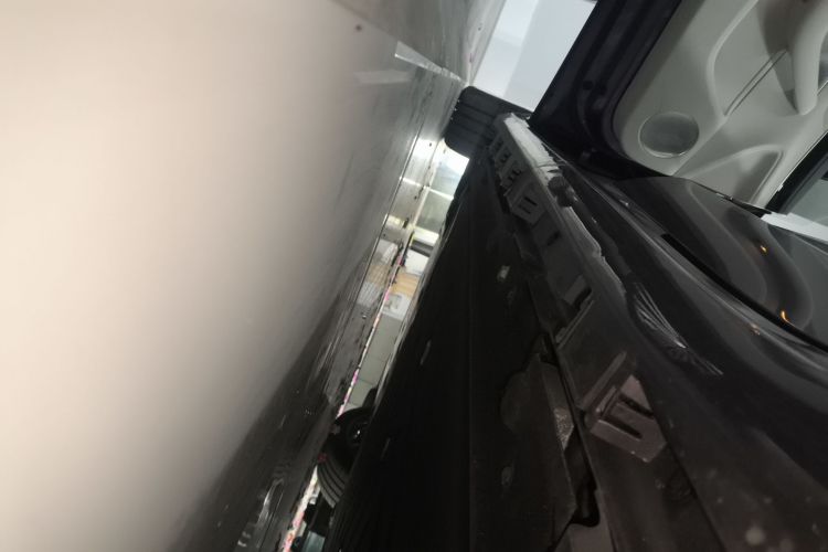 鸿蒙智行 智界S7 2024款 Pro 后驱长航版局部细节9002