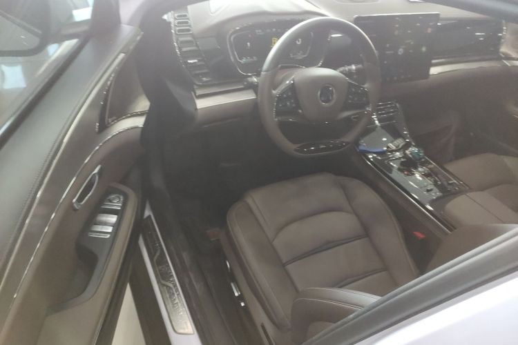 比亚迪 汉 2020款 DM 四驱性能版尊贵型中控内饰7003