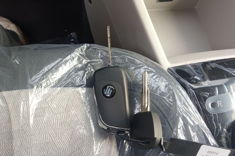 江铃集团新能源 易至EV2 2026款 PLUS+ 舒适型中控内饰11