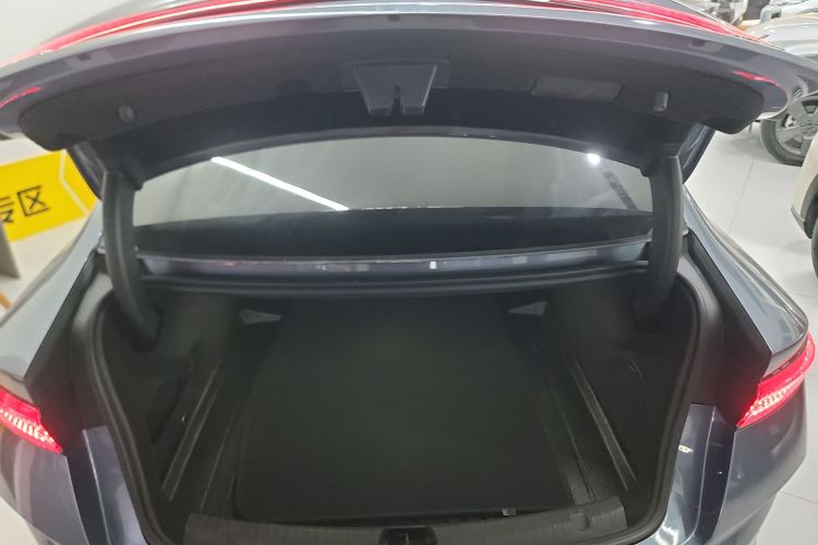 比亚迪 海豹 2023款 冠军版 550km 尊贵型机舱底盘23