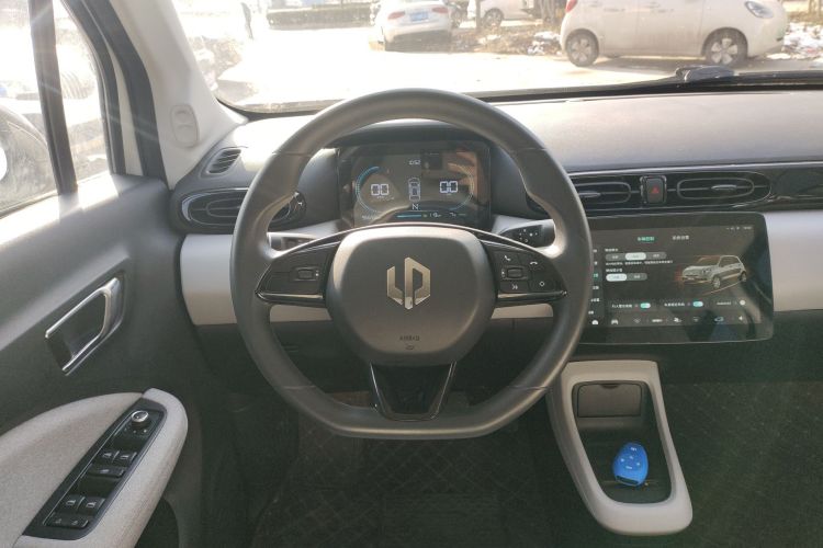 零跑汽车 零跑T03 2022款 炫晶版中控内饰13