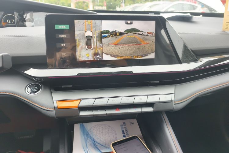 长安UNI-V 2025款 1.5T 500Bar高能版局部细节16