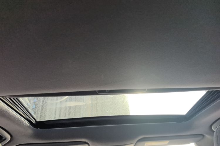 丰田 雷凌 2021款 185T CVT豪华版局部细节22