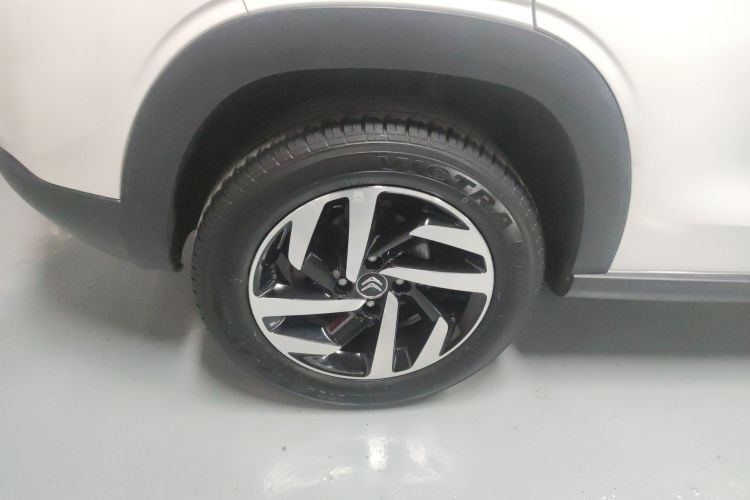 雪铁龙C3-XR 2015款 1.6L 自动先锋型车身外观6003