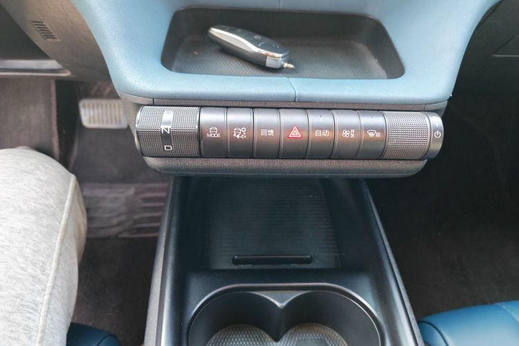 比亚迪 海豚 2021款 405km 时尚版中控内饰18