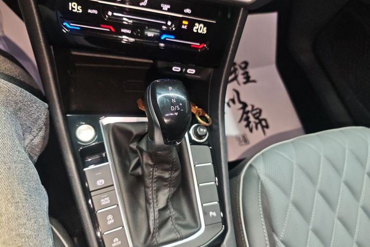 大众 速腾 2023款 300TSI DSG卓越版局部细节18