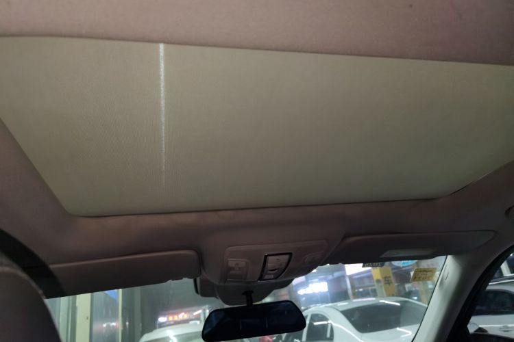 奔驰GLE 2017款 GLE 320 4MATIC 豪华型局部细节22