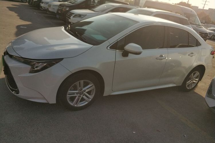 丰田 雷凌 2019款 185T CVT豪华版 国VI车身外观4