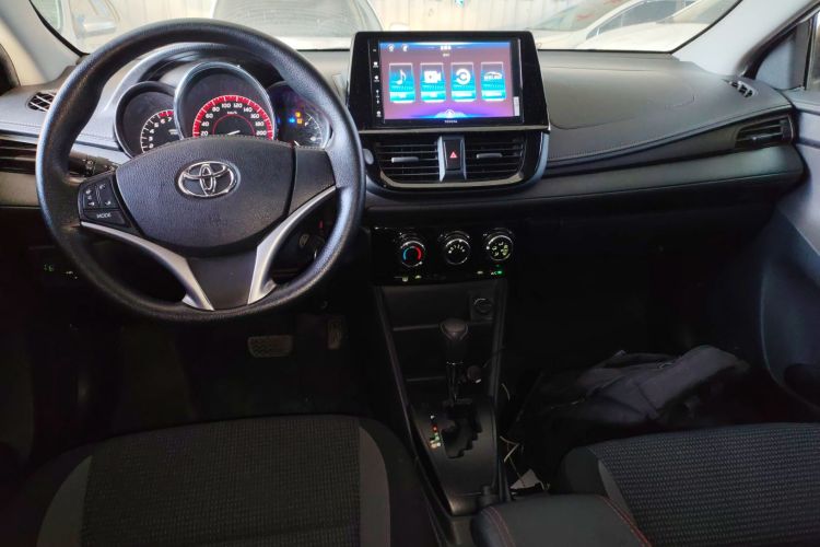 丰田 威驰 2021款 1.5L CVT创行版中控内饰7002