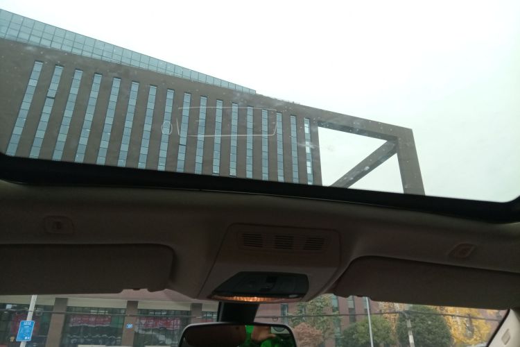 宝马5系GT 2014款 528i 领先型局部细节22