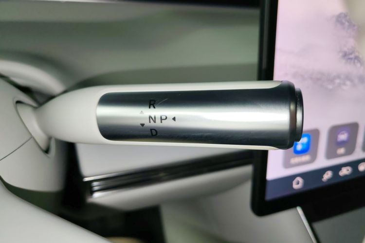 鸿蒙智行 智界S7 2025款 705km Pro中控内饰18