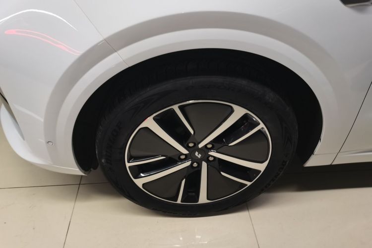 理想汽车 理想L6 2024款 Pro车身外观6001