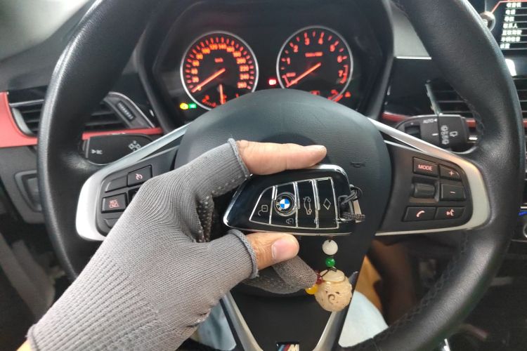 宝马X1 2016款 xDrive20Li 豪华型中控内饰11