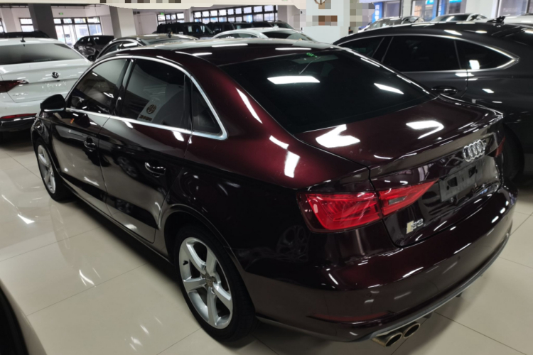 奥迪A3 2014款 Limousine 35 TFSI 自动舒适型车身外观4