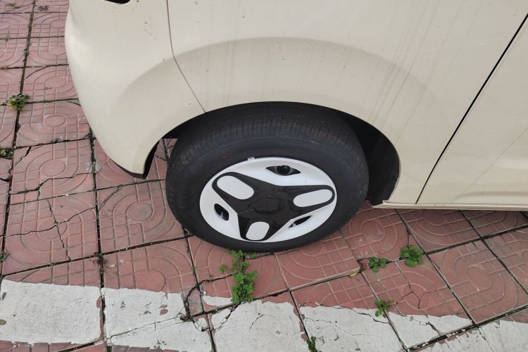 吉利银河 熊猫 2025款 210km 元气熊车身外观6007