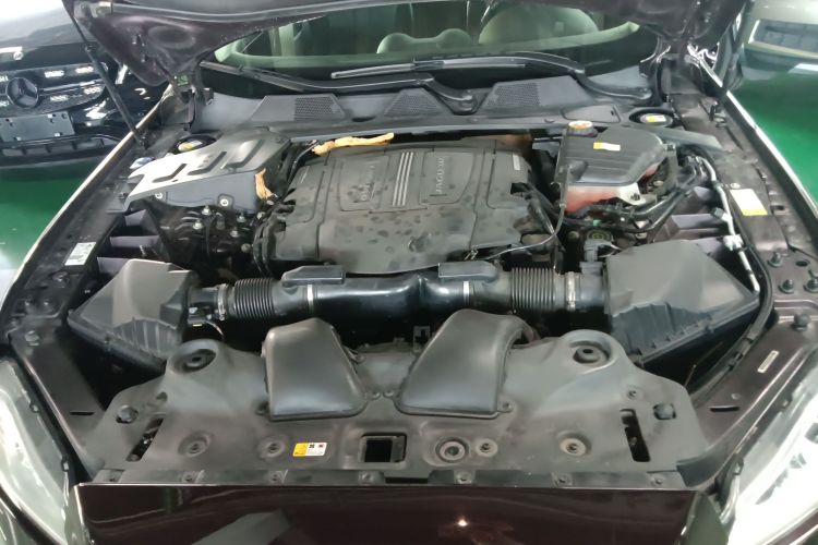 捷豹XJ 2015款 XJL 3.0 SC 典雅商务80周年典藏版局部细节24