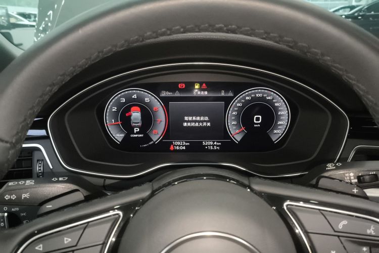奥迪A5 2023款 Sportback 40 TFSI 时尚动感型中控内饰14