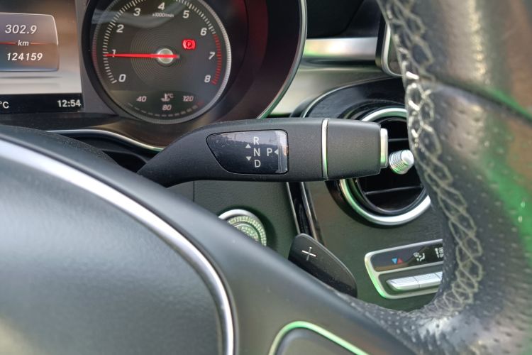 奔驰C级 2018款 C 200 L 运动版中控内饰18