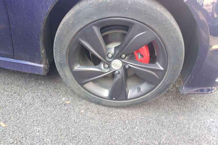 别克 君威 2021款 改款 GS 28T 精英型车身外观10