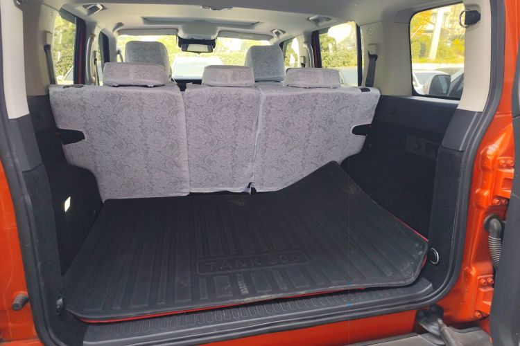 坦克300 2021款 越野版 2.0T 征服者机舱底盘23