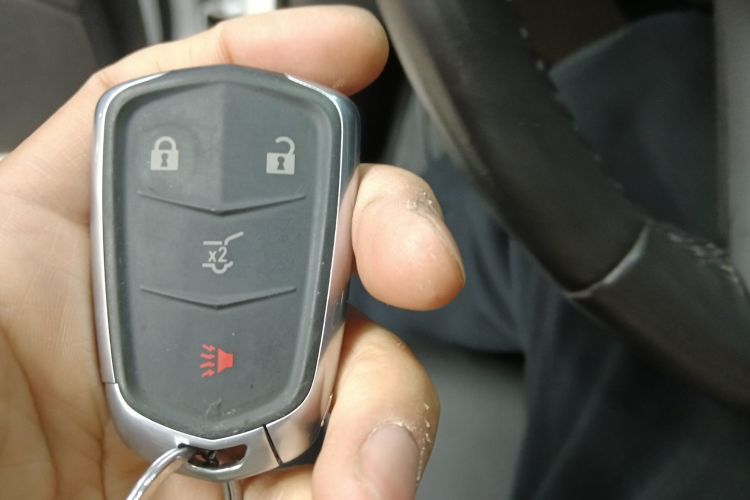 凯迪拉克XT4 2020款 改款 28T 两驱领先型中控内饰11