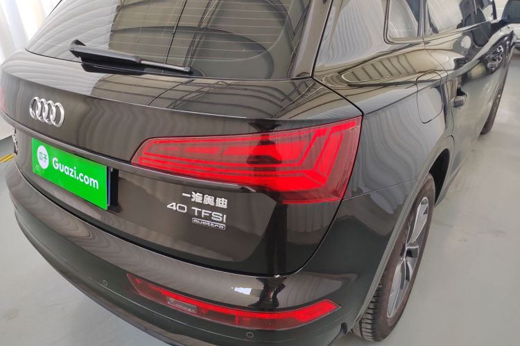 奥迪Q5L 2023款 40T 豪华动感型车身外观6006