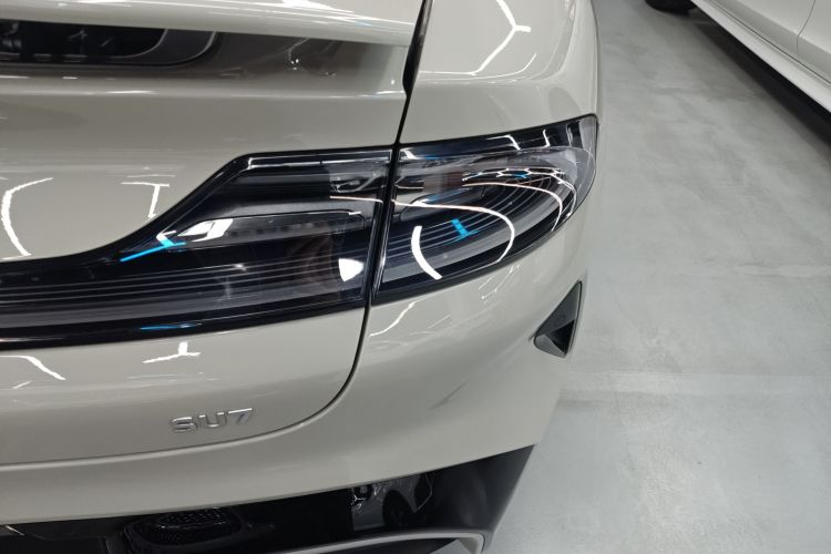 小米汽车 小米SU7 2024款 后驱超长续航高阶智驾Pro版车身外观9