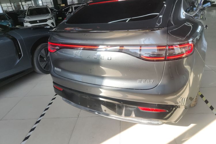 鸿蒙智行 智界R7 2024款 纯电 802km Max车身外观6001