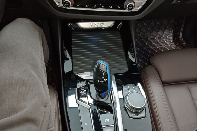 宝马iX3 2021款 改款 领先型局部细节18