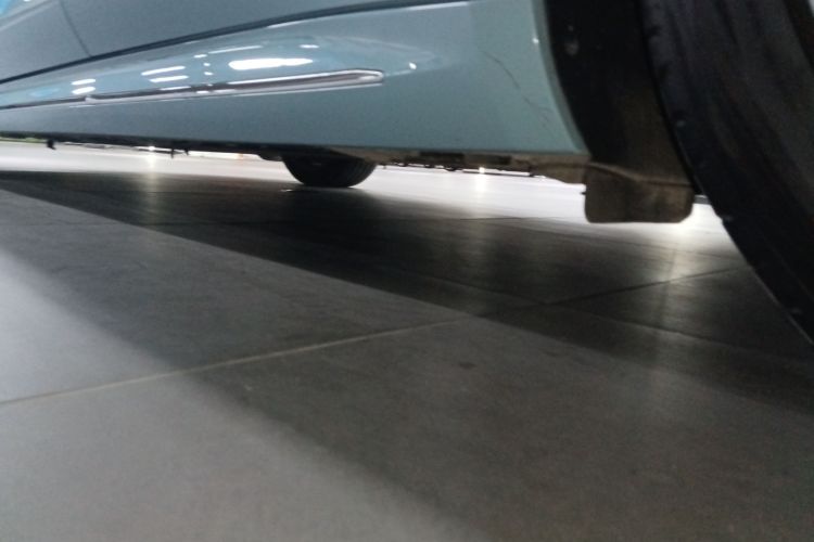 鸿蒙智行 智界S7 2024款 Ultra 四驱旗舰版局部细节9002