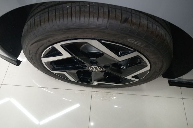 大众 高尔夫 2025款 改款二 300TSI R-Line车身外观6008