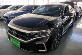 大众 帕萨特 2022款 330TSI 星空豪华版