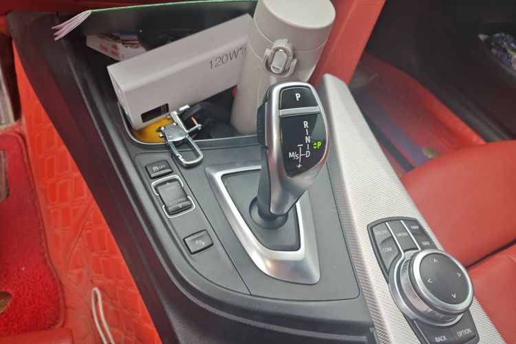 宝马4系 2017款 425i 敞篷M运动套装中控内饰18