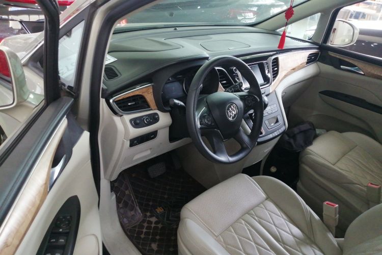 别克GL8 2018款 ES 28T 舒适型 国VI中控内饰7003