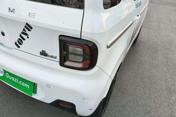 吉利银河 2024款 熊猫mini 200km 耐力熊车身外观9