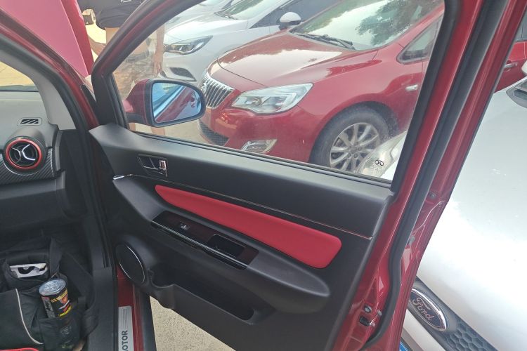 北京汽车 绅宝X25 2015款 1.5L 手动精英型中控内饰7005