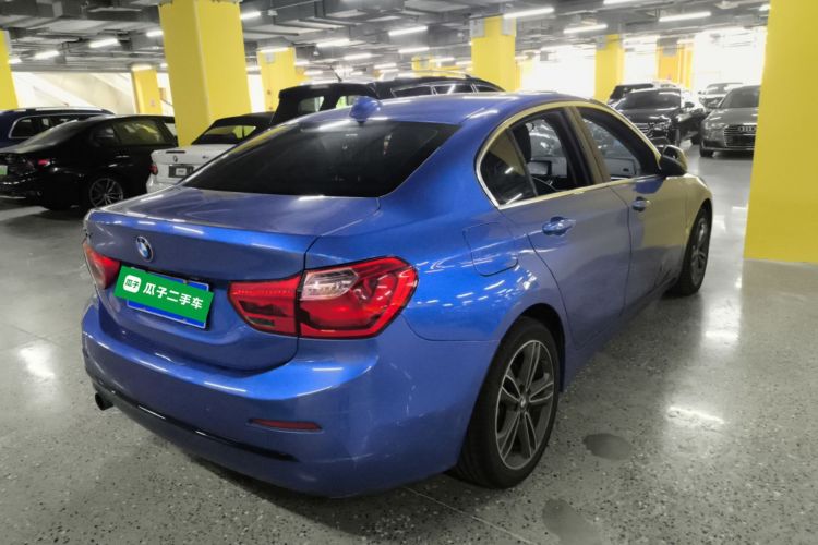 宝马1系 2017款 118i 运动型车身外观7