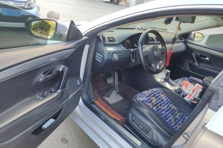 一汽-大众CC 2010款 2.0TSI 至尊型中控内饰7003