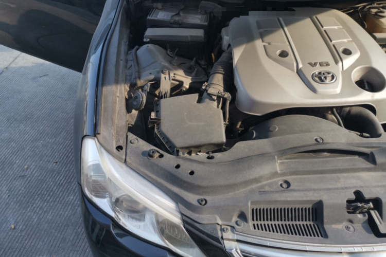 丰田 锐志 2010款 2.5S 风度菁华版局部细节9006