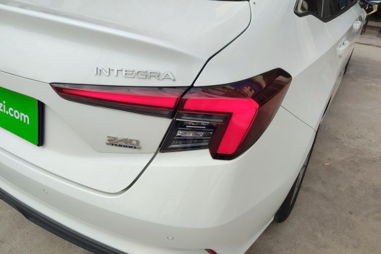 本田 型格 2022款 240TURBO 手动专属版车身外观9