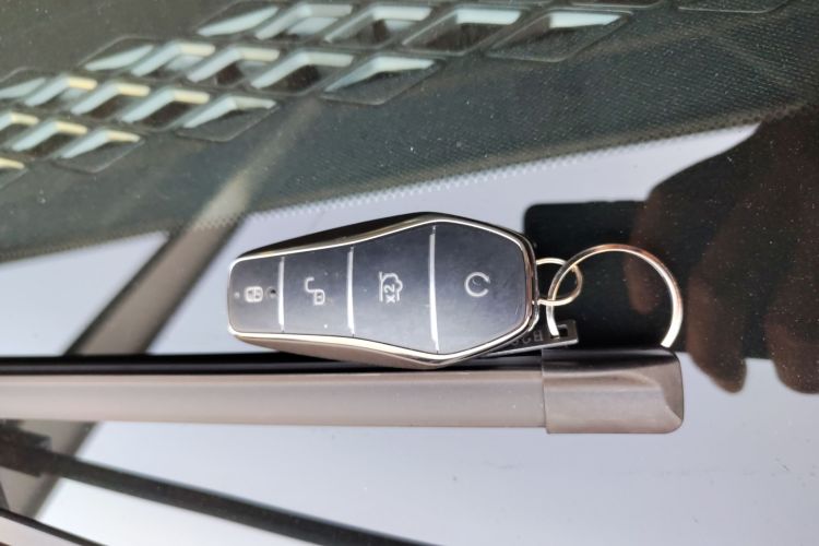 比亚迪 海鸥 2025款 智驾版 305km 活力版中控内饰7001