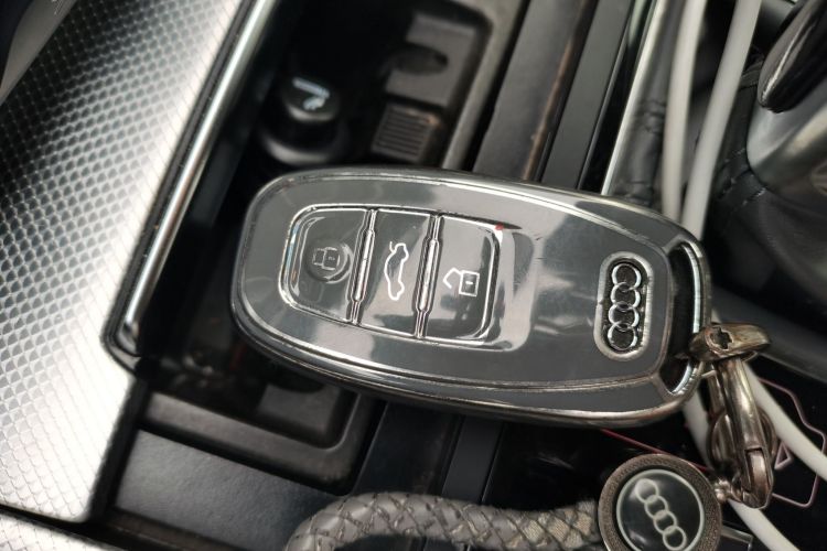 奥迪A6L 2014款 TFSI 标准型中控内饰7001