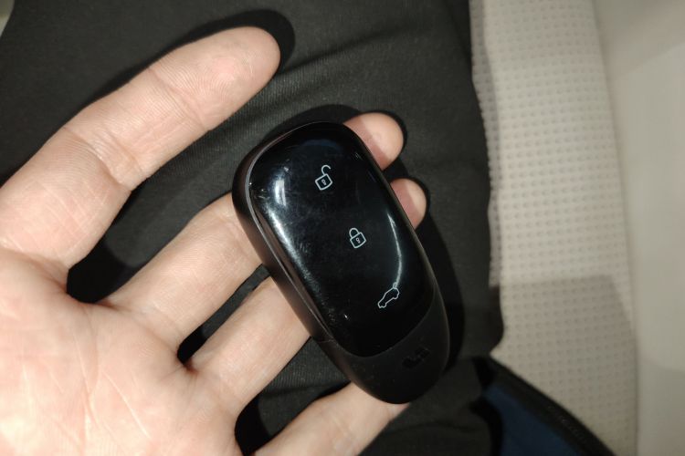 理想汽车 理想ONE 2020款 增程6座版中控内饰7001