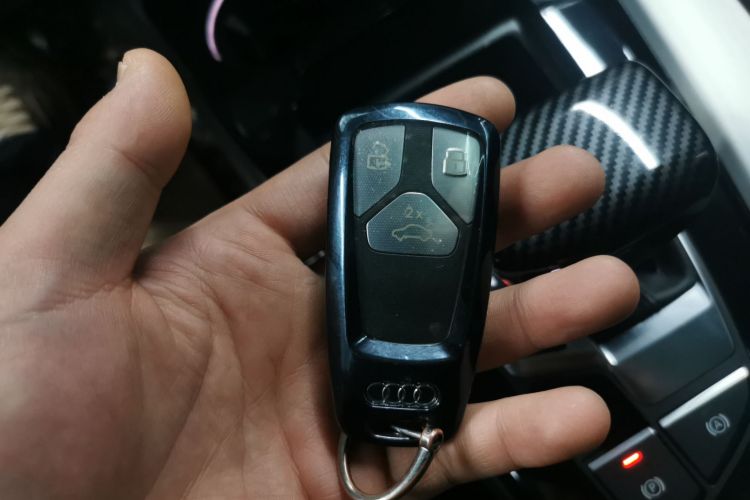 奥迪A5 2024款 Sportback 40 TFSI quattro 豪华动感型中控内饰11