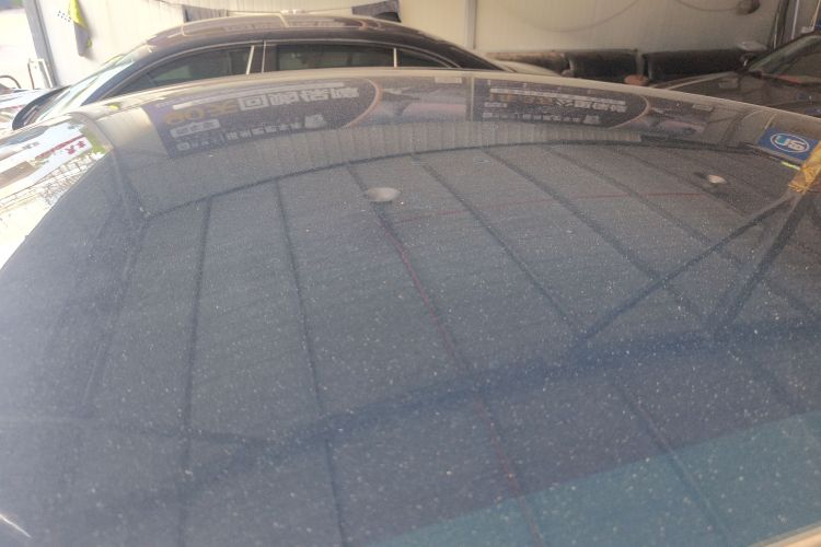 特斯拉 Model Y 2022款 长续航全轮驱动版局部细节57