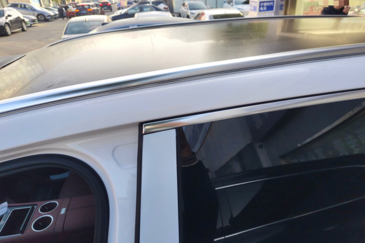 鸿蒙智行 问界M8 2025款 纯电 Max+ 五座长续航版局部细节57