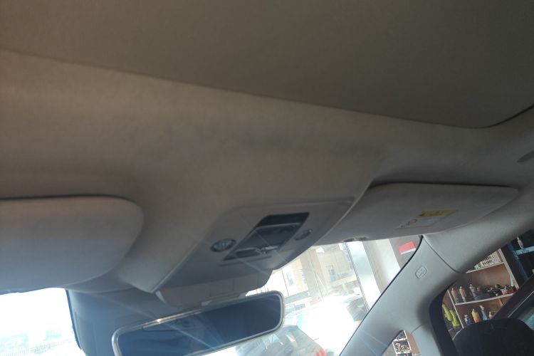 腾势D9 2022款 DM-i 970 四驱旗舰型局部细节22