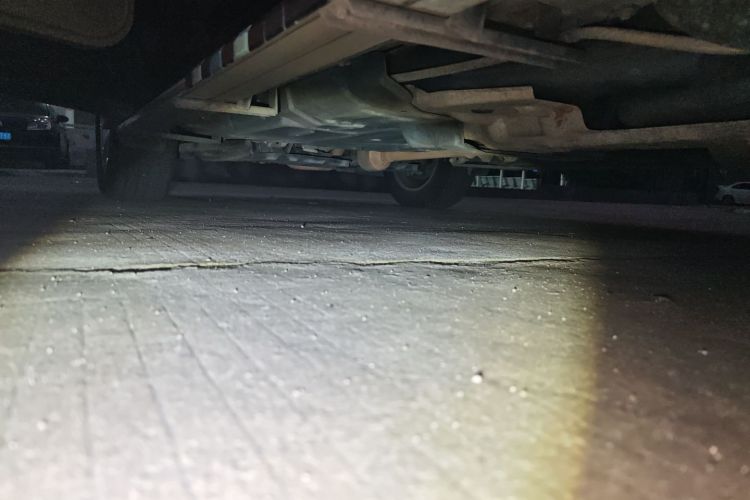 丰田 汉兰达 2017款 2.0T 两驱精英版 5座局部细节9002